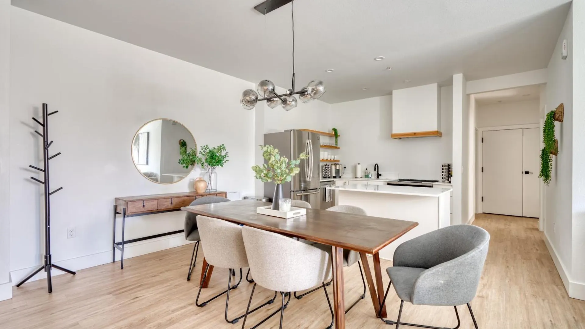 Apartment Stay Portland - Stylish Luxe Suite N Williams & Alberta Districts