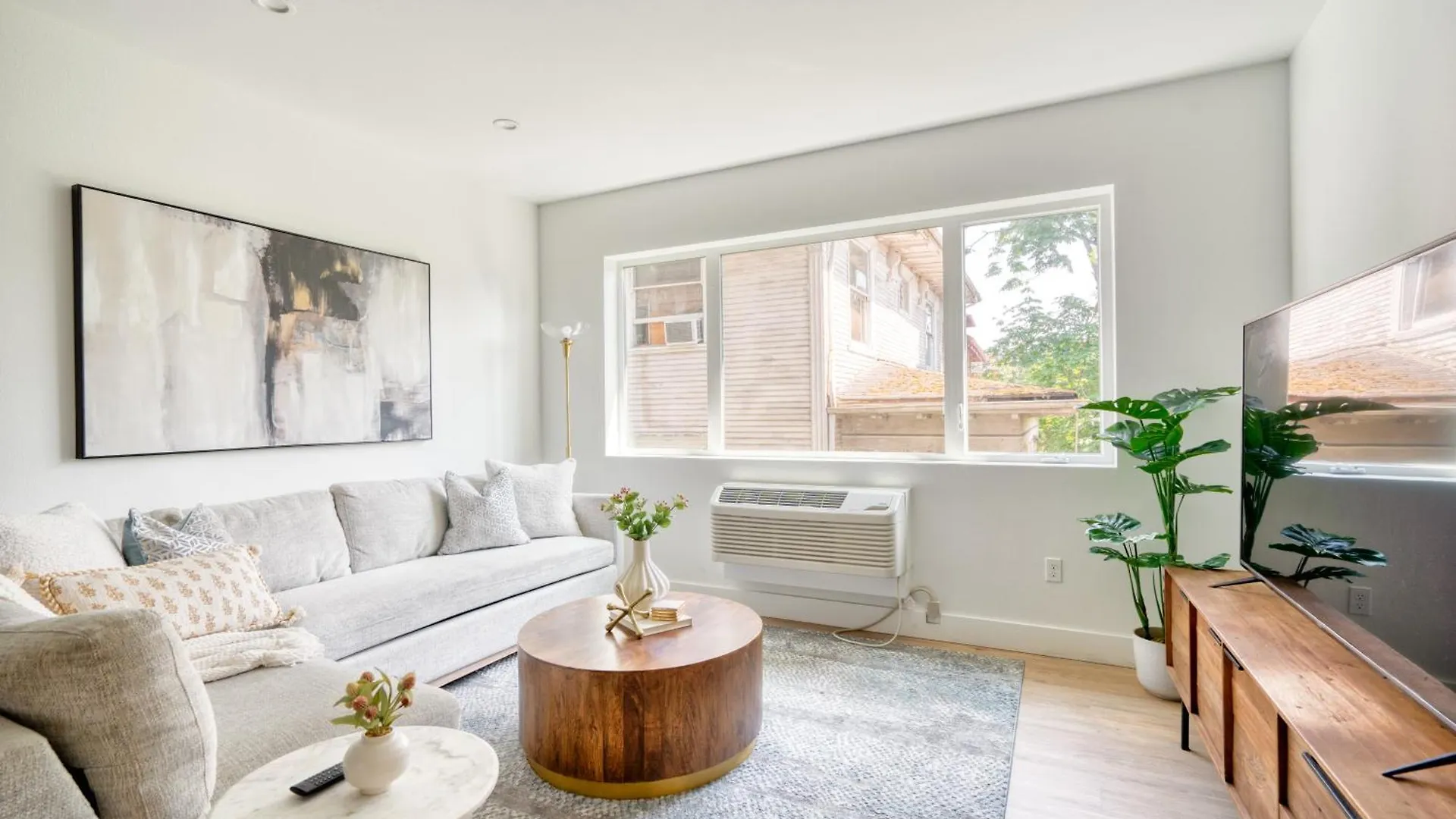 Stay Portland - Stylish Luxe Suite N Williams & Alberta Districts Apartment
